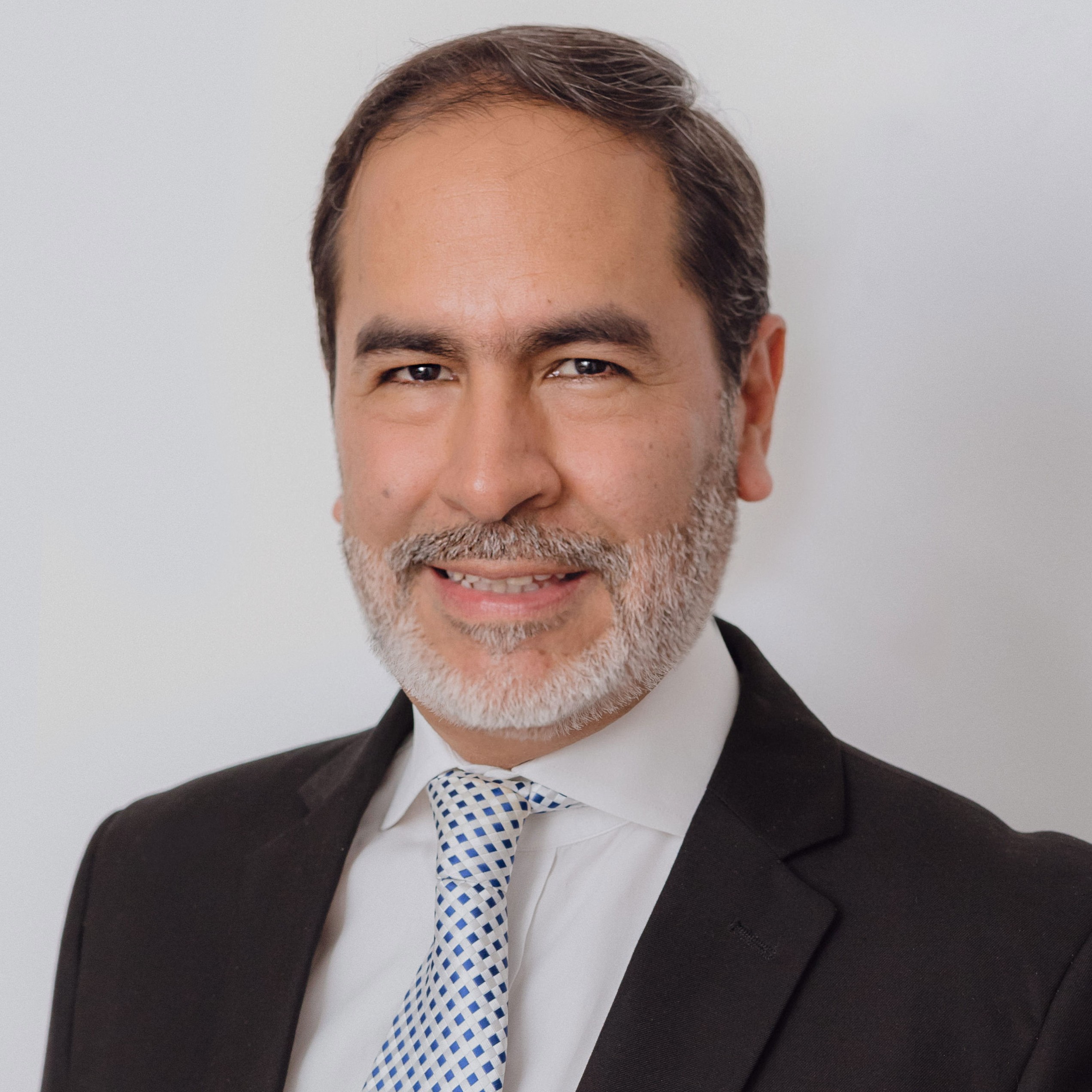 Retrato de Rommel Carrera